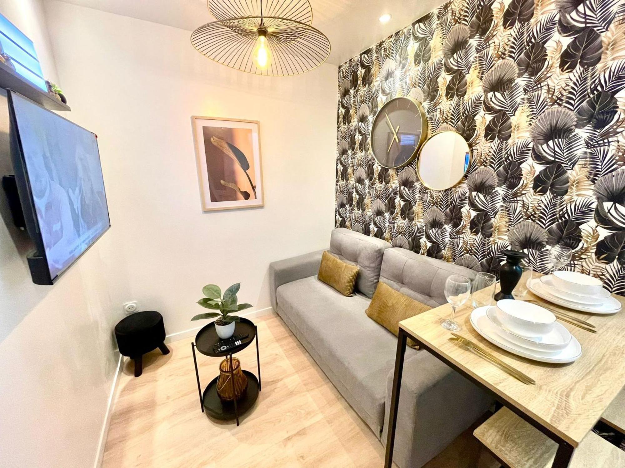 Chic Oasis In Rouen Appartement Buitenkant foto