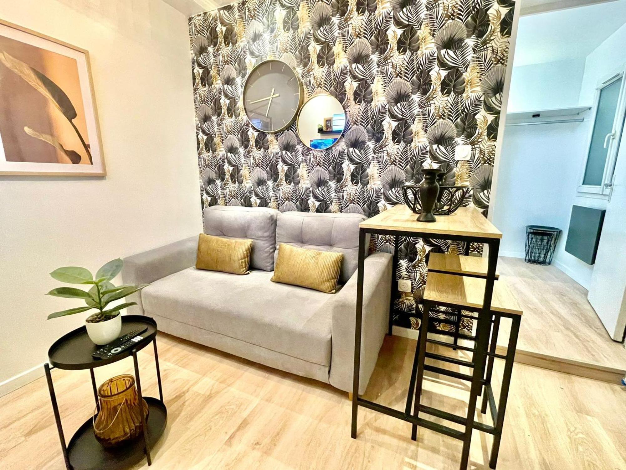 Chic Oasis In Rouen Appartement Buitenkant foto